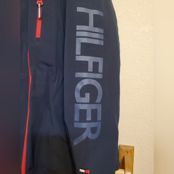 Tommy Hilfiger Coat, size M - Picture 4 of 9